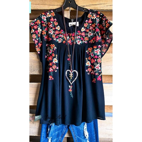 Savanna Jane Blouse M Embroidered Floral Black/Rust/Ivory/Orange Cap Sleeves - Picture 3 of 8